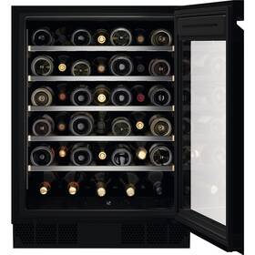 Vinotéka Electrolux EWUS040B8B černá barva
