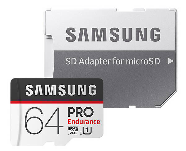 Paměťová karta Samsung 64GB UHS-I U1 (100R/30W) + SD adapter 

