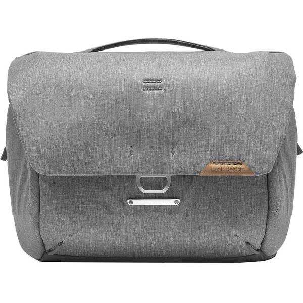 Brašna Peak Design Everyday Messenger 13L v2 šedá barva
