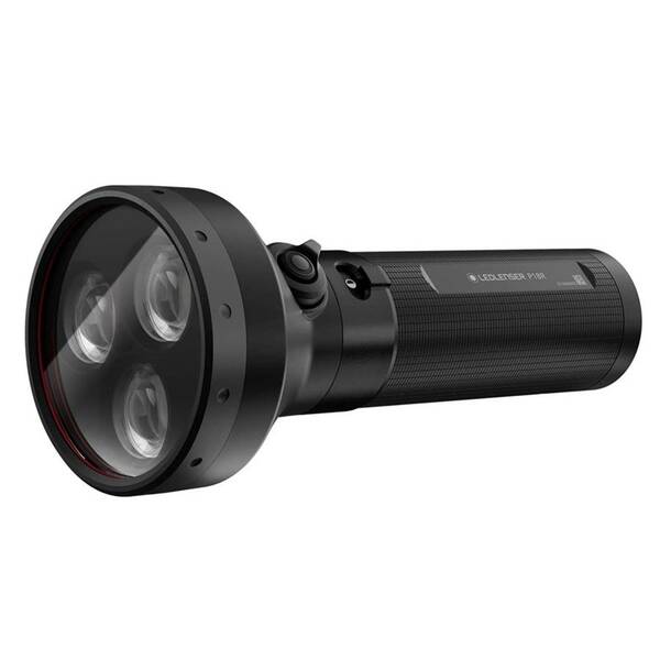 Svítilna LEDLENSER P18R černá

