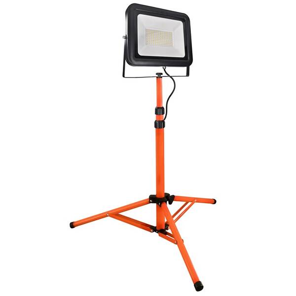 Reflektor Solight PRO s vysokým stojanem, 100W, 9200lm, AC 230V černý

