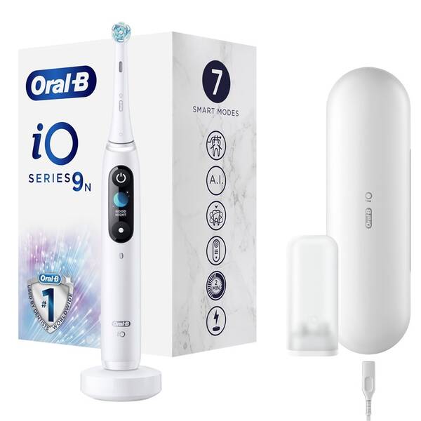 Zubní kartáček Oral-B White            
