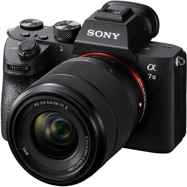 Digitální fotoaparát Sony 7 III + 28-70 OSS II černý

