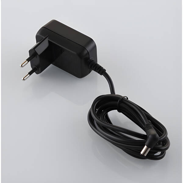 Nabíjecí adaptér ETA 2218 00320 

