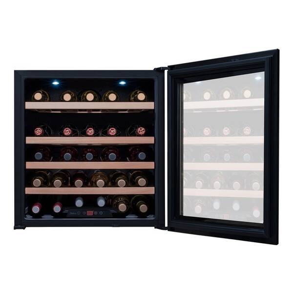 Vinotéka Amica WBA 4060 DB černá

