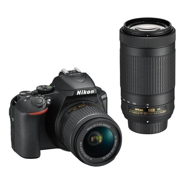 Digitální fotoaparát Nikon D5600 + 18-55 AF-P VR + 70-300 AF-P VR černý

