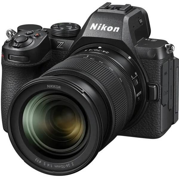 Digitální fotoaparát Nikon Z 5II + 24-70 mm f/4 S černý

