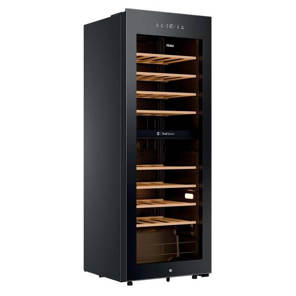 Vinotéka Haier HWS56GDG černá barva
 Vinotéka Haier HWS56GDG černá barva