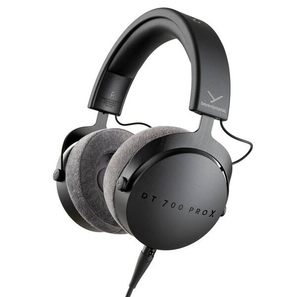 Sluchátka Beyerdynamic DT 700 PRO X černá

