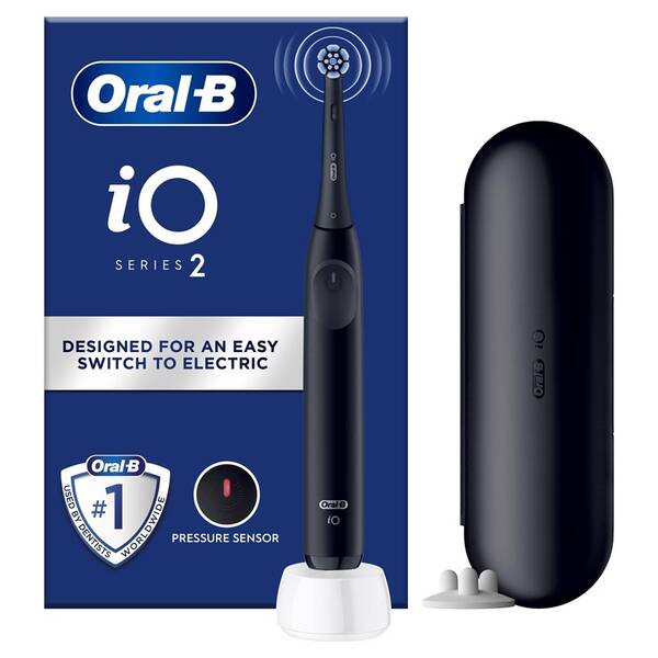 Zubní kartáček Oral-B Night Black s cestovním pouzdrem černý

