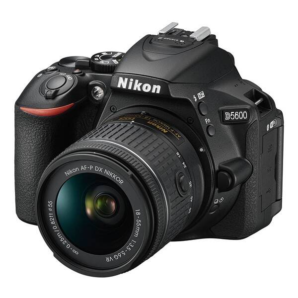 Digitální fotoaparát Nikon D5600 + 18-55 AF-P VR černý


