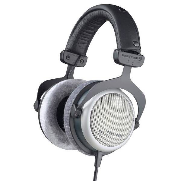 Sluchátka Beyerdynamic DT 880 PRO 250 ohm černá barva
