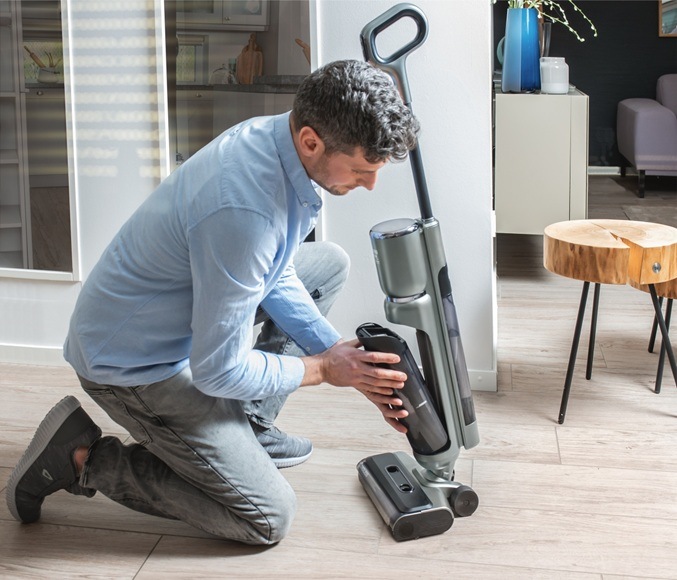 Čistič na tvrdé podlahy Thomas FloorCleaner Cordless šedý Čistič na tvrdé podlahy Thomas FloorCleaner Cordless šedý