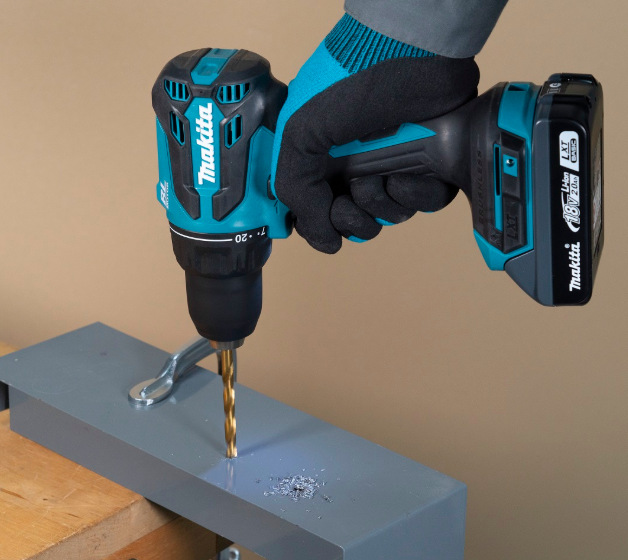 Vrtací šroubovák Makita DDF490WVE (s baterií)