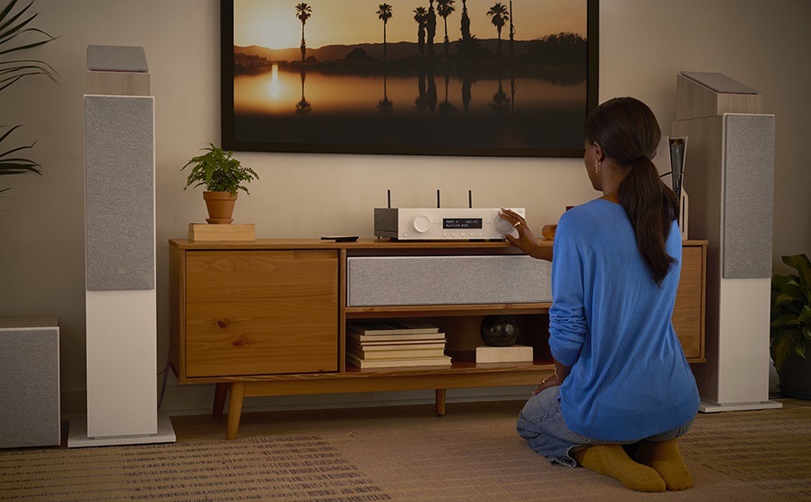 AV Receiver JBL MA710 bílý AV Receiver JBL MA710 bílý