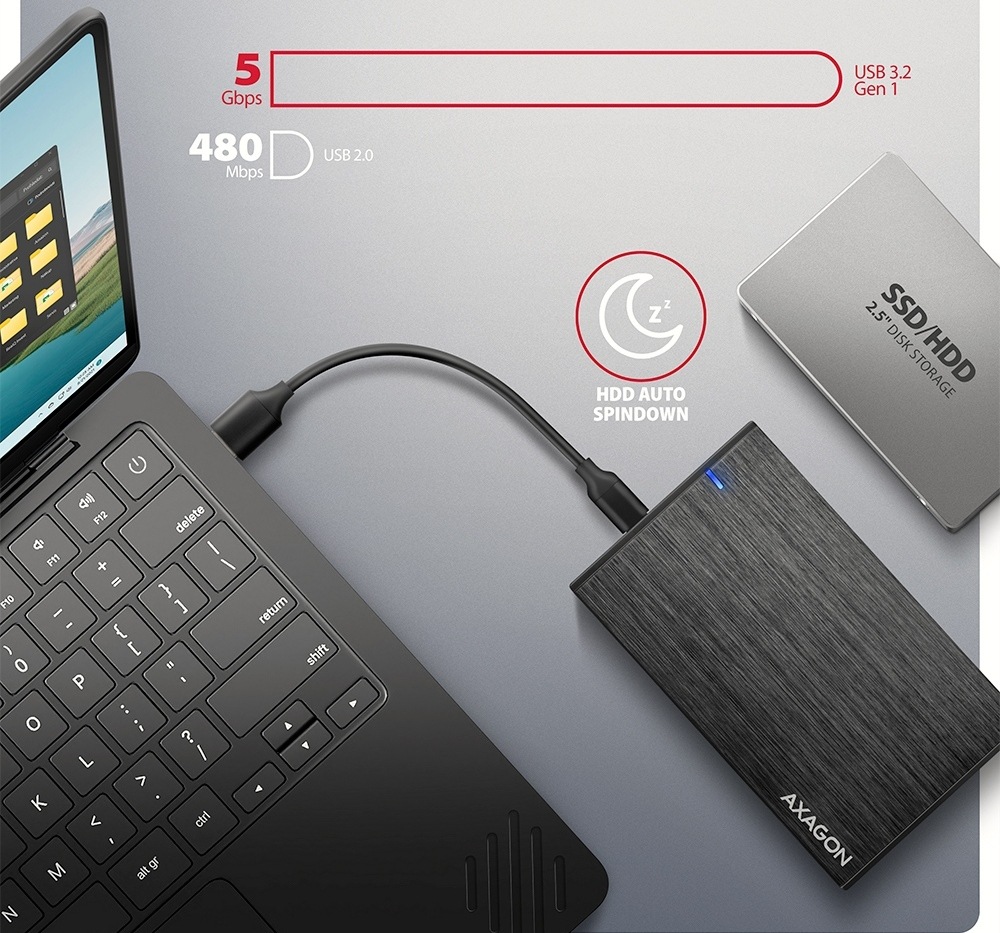 Notebook s připojeným rámečkem Axagon Aline box
