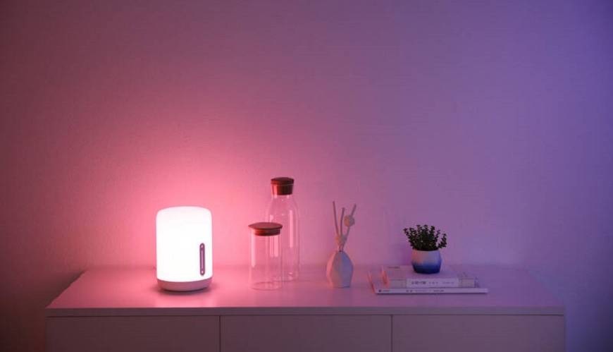 Stolní LED lampička Xiaomi Mi Bedside Lamp 2 EU bílá Stolní LED lampička Xiaomi Mi Bedside Lamp 2 EU - bílá
