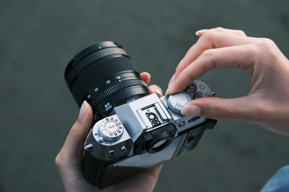 Fujifilm X-T50 poskytuje přístup k 20 věrným filmovým simulacím