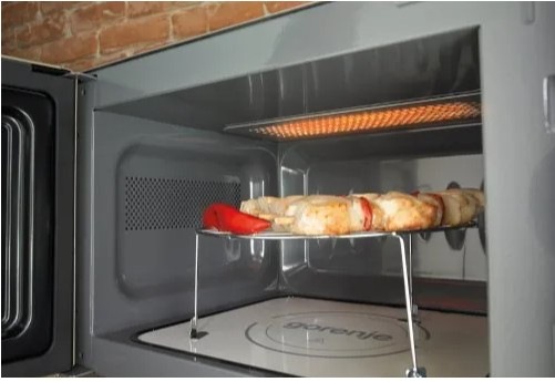 Set výrobků Gorenje BOS67371CLI + BM235CLI