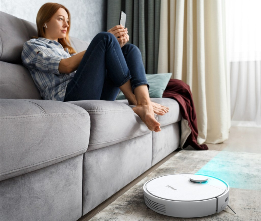 Tesla RoboStar iQ550