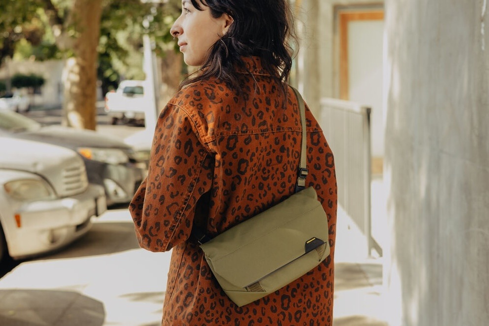 Pouzdro Peak Design Field Pouch (v2) khaki Pouzdro Peak Design Field Pouch (v2) khaki