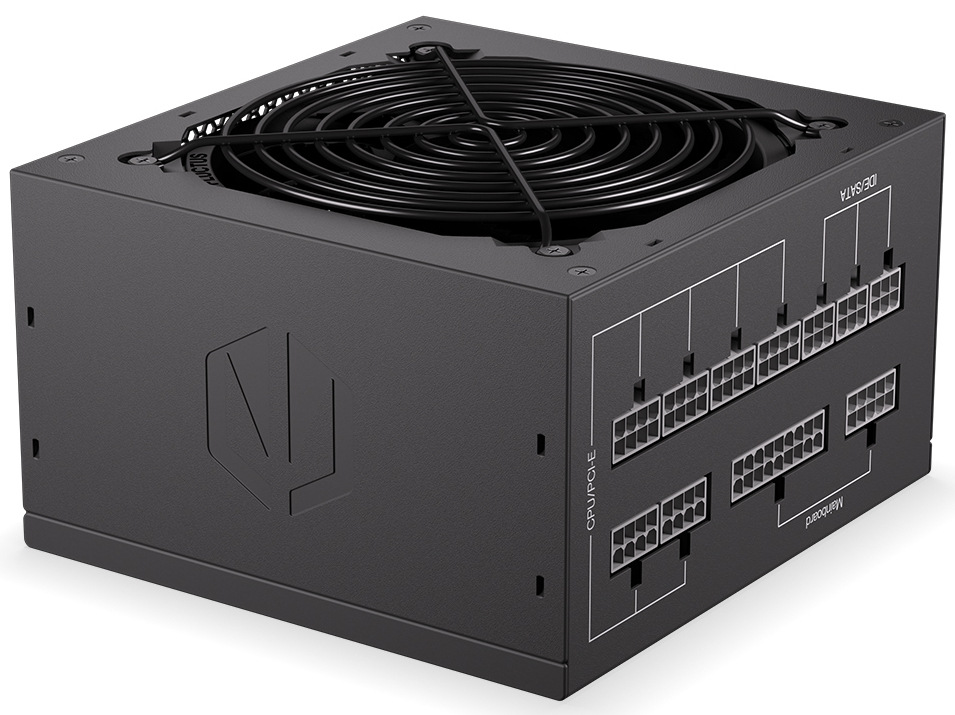Zdroj ENDORFY Supremo FM5 Gold 650W Na snímku je plný levý bok. Pravý bok s řadami portů pro připojení komponentů a nahoře je mřížka s ventilátorem.