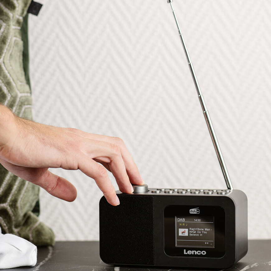 Radiopřijímač s DAB+ Lenco CR-625BK černý Radiopřijímač s DAB+ Lenco CR-625BK, černý