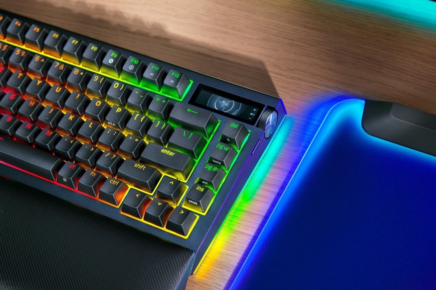 Razer BlackWidow V4 Pro 75%, US layout, černá