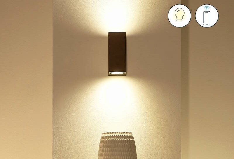 Nástěnné svítidlo WiZ Up and Down Wall Spotlight 2x5W, RGB černé