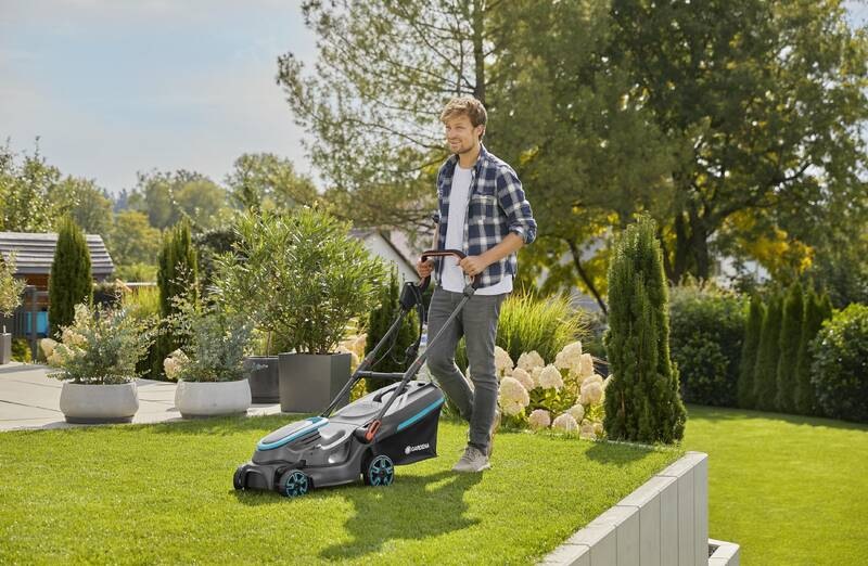 Sekačka Gardena PowerMax 14637-20