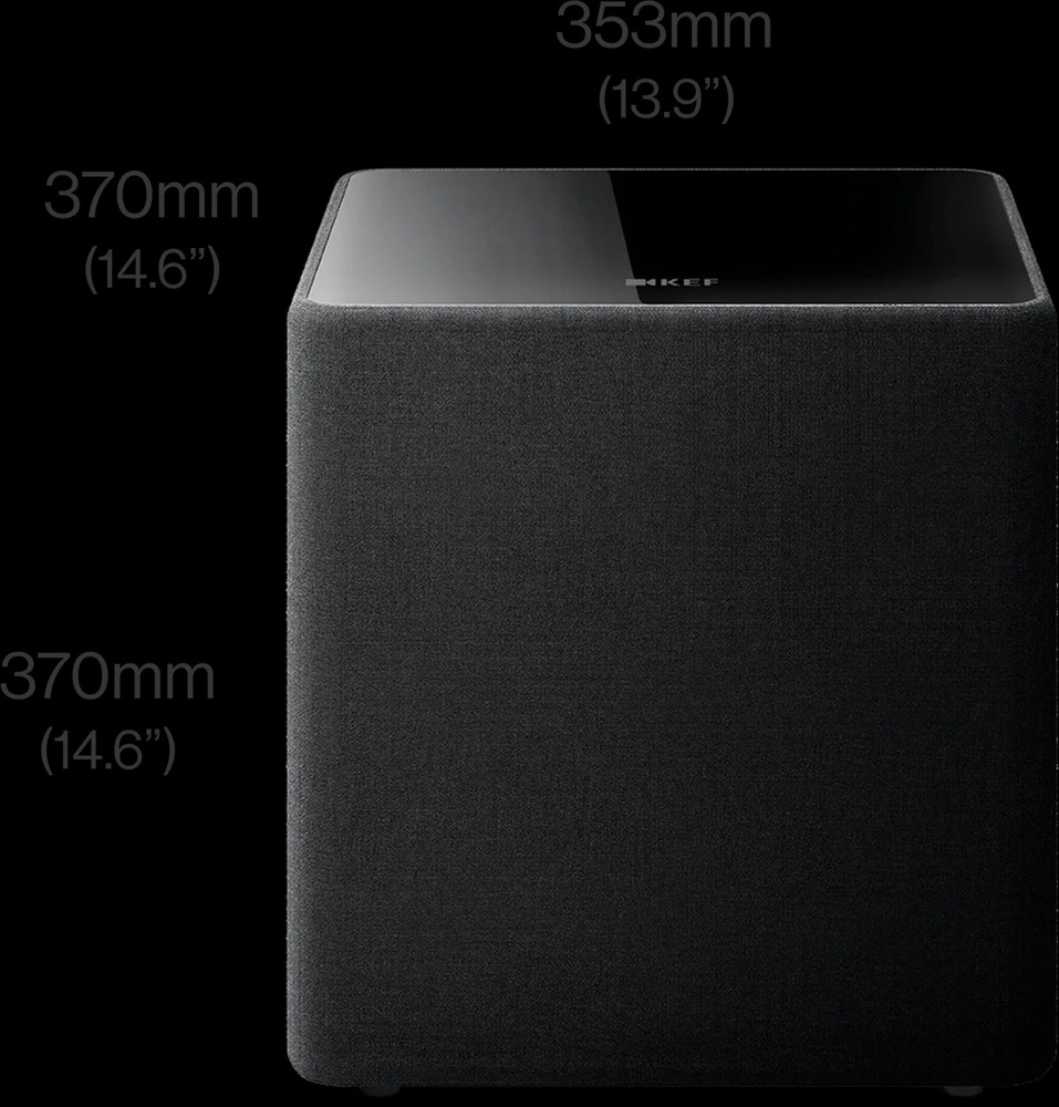 Subwoofer KEF Kube 10 MIE (1 ks) černý Černý subwoofer KEF Kube 10 MIE zepředu na černém pozadí s vyznačenými rozměry 370 × 353 × 370 mm (v × š × h).