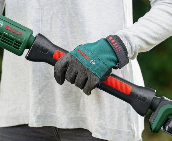 Nůžky na větve Bosch AdvancedPrune 18V-45 (bez baterie) Nůžky na větve Bosch AdvancedPrune 18V-45 (bez baterie)