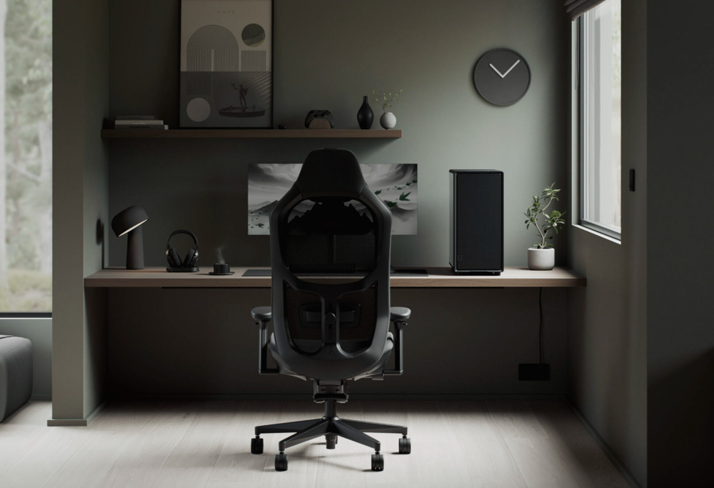 Case FRACTAL DESIGN Epoch XL Solid černá FRACTAL DESIGN Epoch XL Solid je kompatibilní i se základními deskami s reverzními konektory