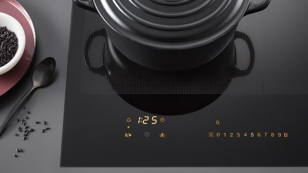 Indukční varná deska Miele KM 7466 FL černá Indukční varná deska Miele KM 7466 FL černá