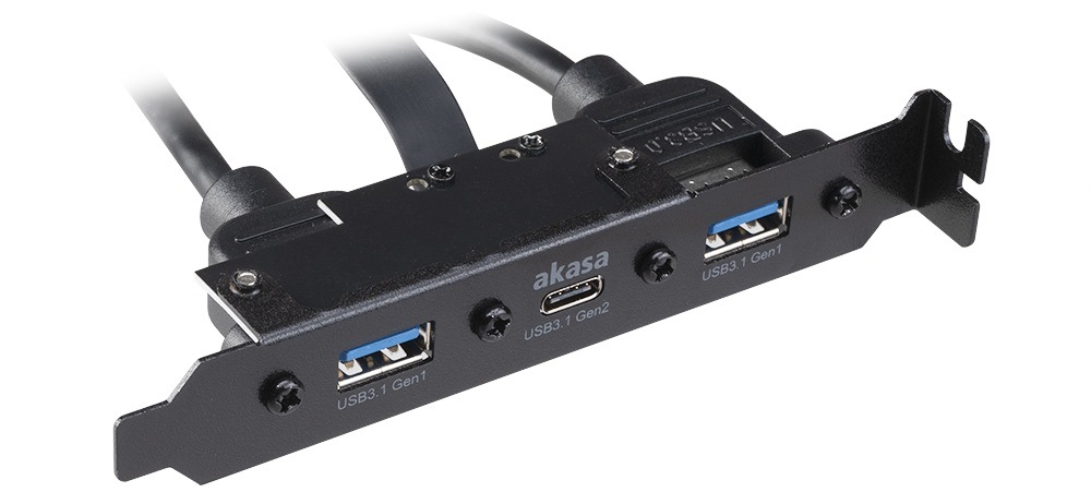 AKASA USB3.1 Gen2 internal adapter cable & dual Gen1 Type-A Ports rozšíří konektivitu počítače o USB-C a dvě USB-A