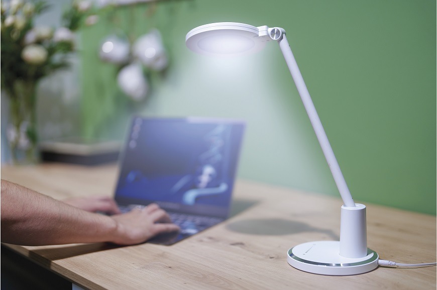 Stolní LED lampička EMOS WESLEY bílá stolni_lampa_emos