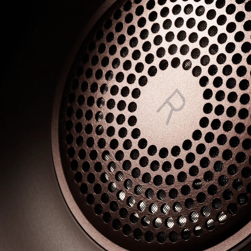Bang & Olufsen Beoplay H95, hnědá