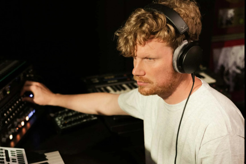 Sluchátka Beyerdynamic DT 700 PRO X černá