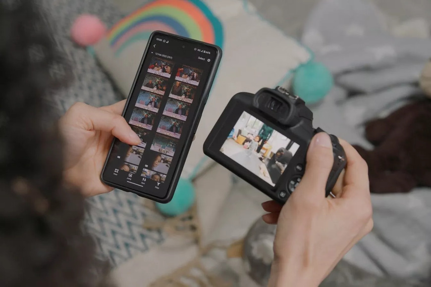 Canon EOS R100 + RF-S 18–45 mm F4.5–6.3 IS STM travel kit, černá
