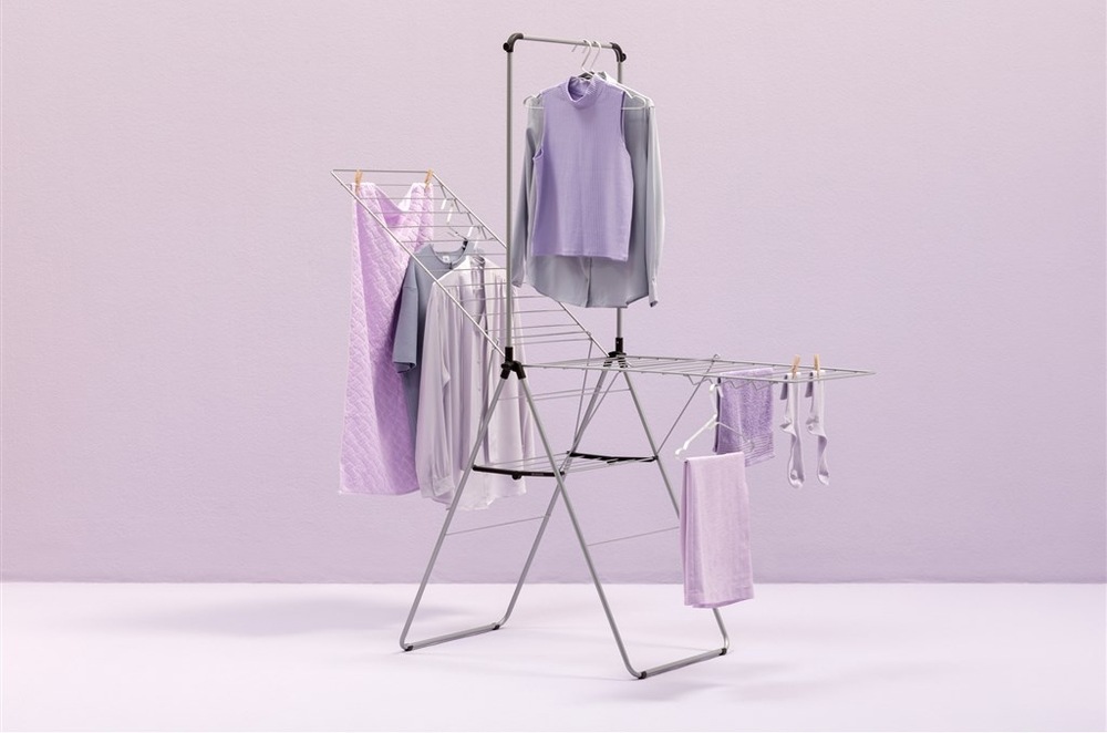 Sušák na prádlo Brabantia HangOn, 25 m, Metallic Grey stříbrný Sušák na prádlo Brabantia HangOn, 25 m, Metallic Grey stříbrný