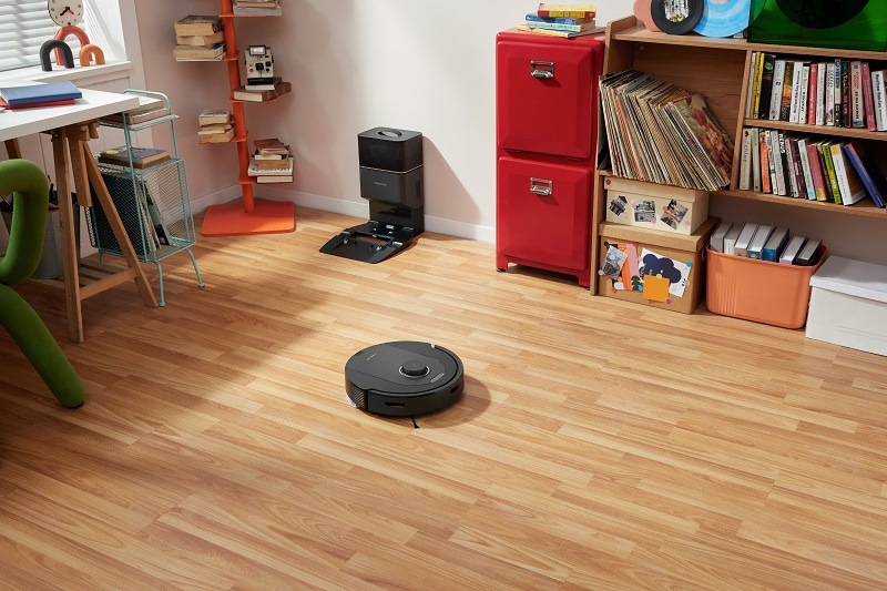Robotický vysavač Roborock Q5 PRO+ BLK Robotický vysavač Roborock Q5 PRO+ BLK