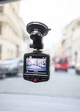 Autokamera LAMAX C7 černá