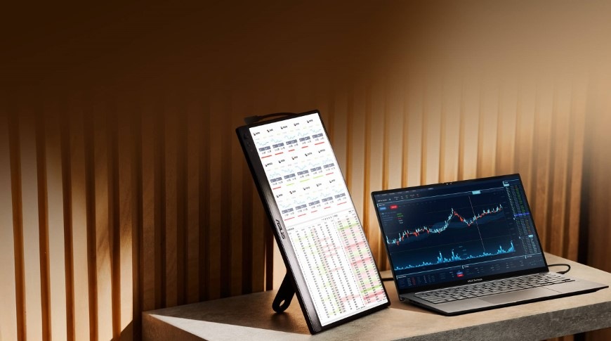 Monitor Asus ZenScreen MB169CK černý Monitor Asus ZenScreen MB169CK umístěný do polohy portrétu