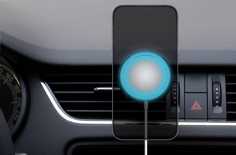 Držák na mobil FIXED MagGrip Vent pro nabíječku MagSafe černý Držák na mobil FIXED MagGrip Vent pro nabíječku MagSafe černý