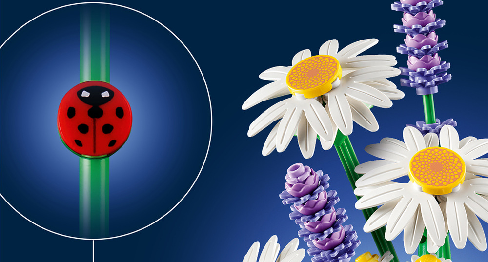 Stavebnice LEGO® Botanicals 11508 Kopretiny Hotová kytice poslouží jako veselá dekorace do dětského pokoje, která nikdy nezvadne ani nepotřebuje vodu.
