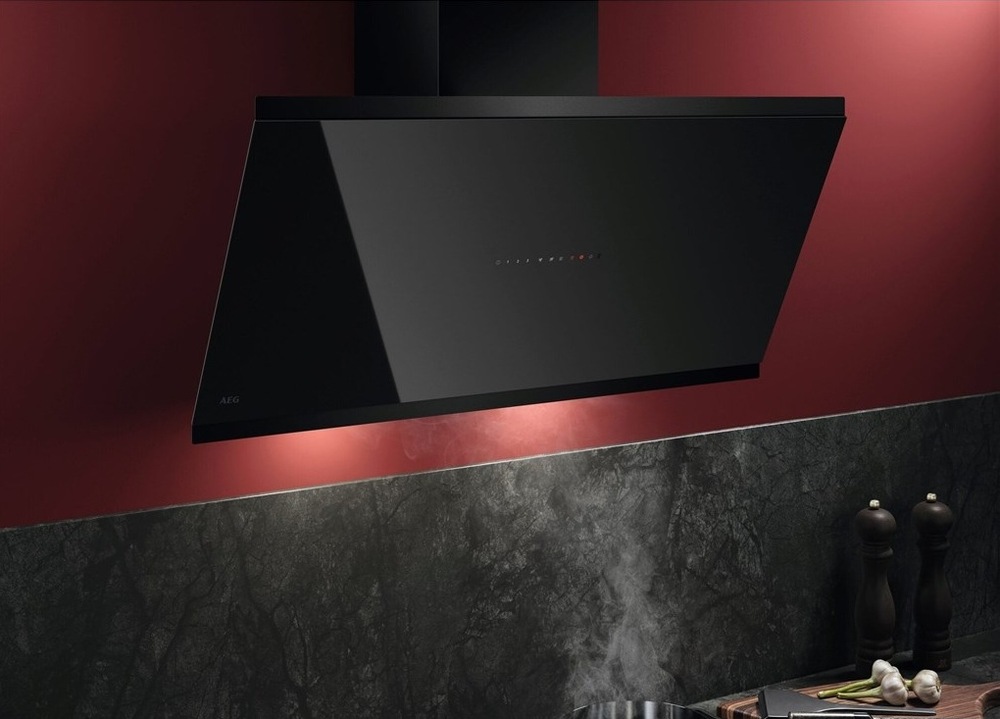 Odsavač par AEG série 7000 GV77D91SB černý Vertikální odsavač par AEG GV77D91SB Hob2Hood