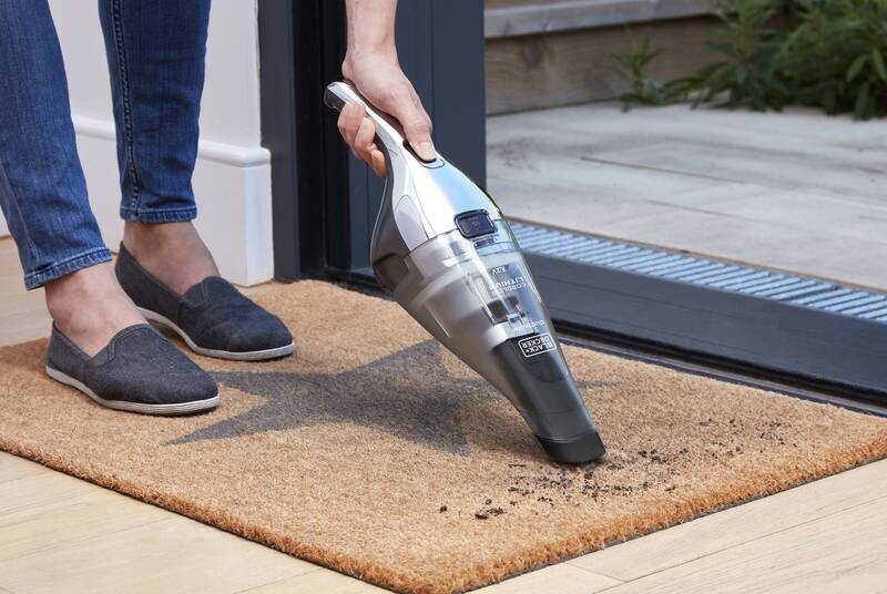 Akumulátorový vysavač Black-Decker Dustbuster NVC220WC Akumulátorový vysavač Black-Decker Dustbuster NVC220WC