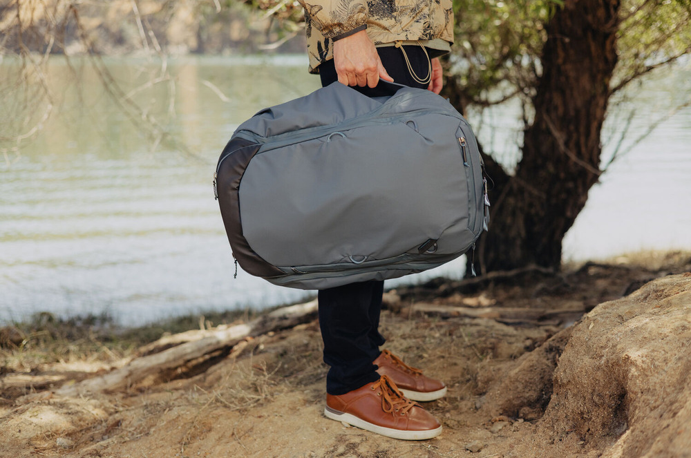 Batoh Peak Design Travel Backpack 45L modrý Batoh Peak Design Travel Backpack 45L modrý