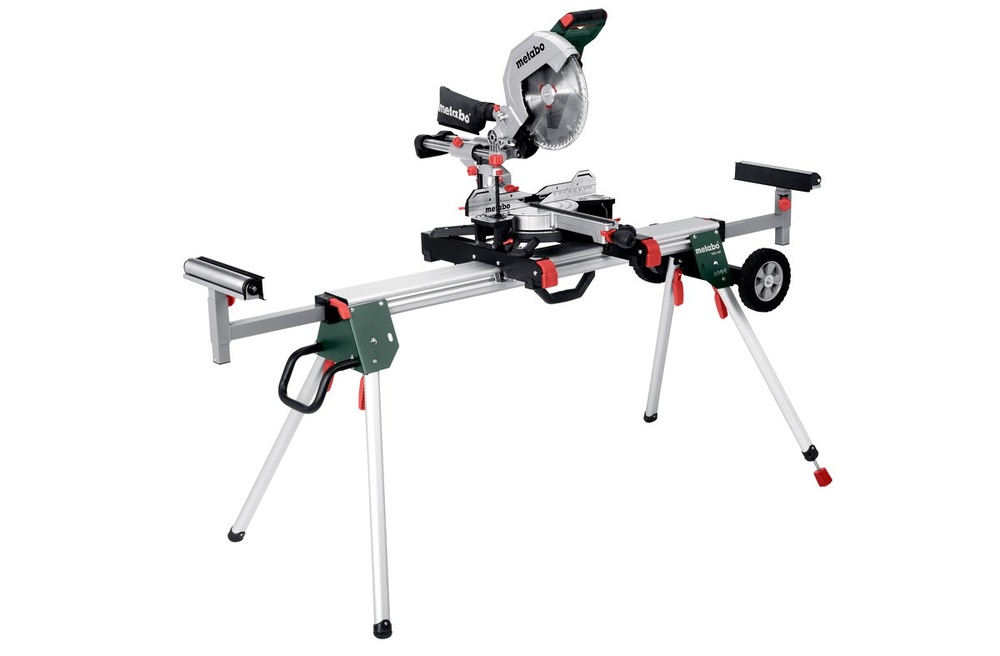 Stůl pro pily Metabo KSU 401 629006000 Stůl pro pily Metabo KSU 401 629006000 má aretovatelné sklopné nohy zajišťující stabilitu
