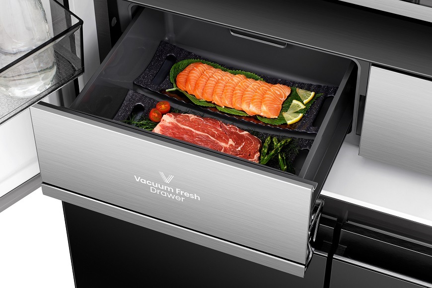 Americká chladnička Hisense RQ768N4GBE, černá, Zásuvka Vacuum Fresh